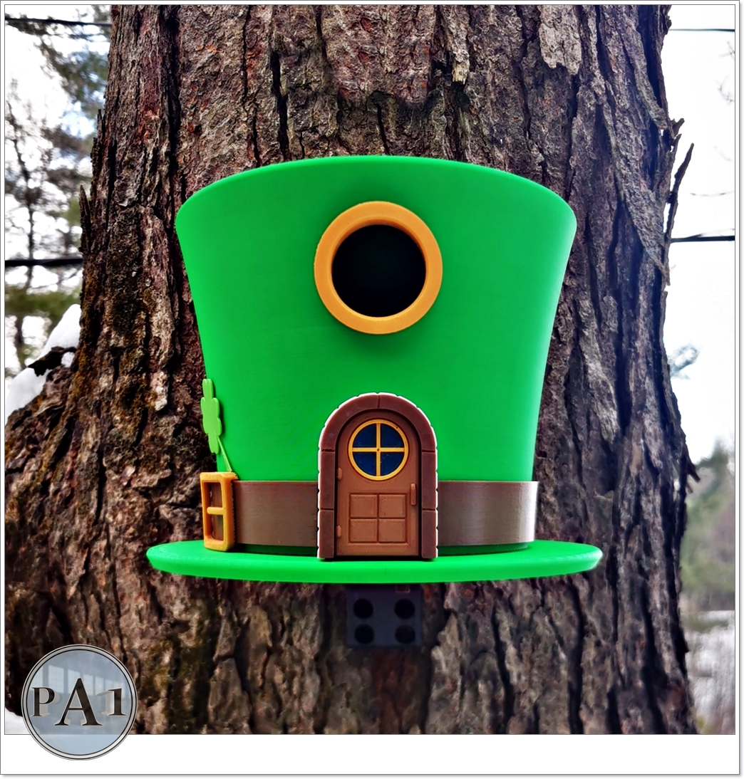St Patricks Leprechauns Hat Birdhouse 1 St Patricks Leprechauns Hat Birdhouse